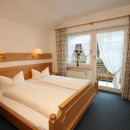 Gastehaus Annette Апартаменты *